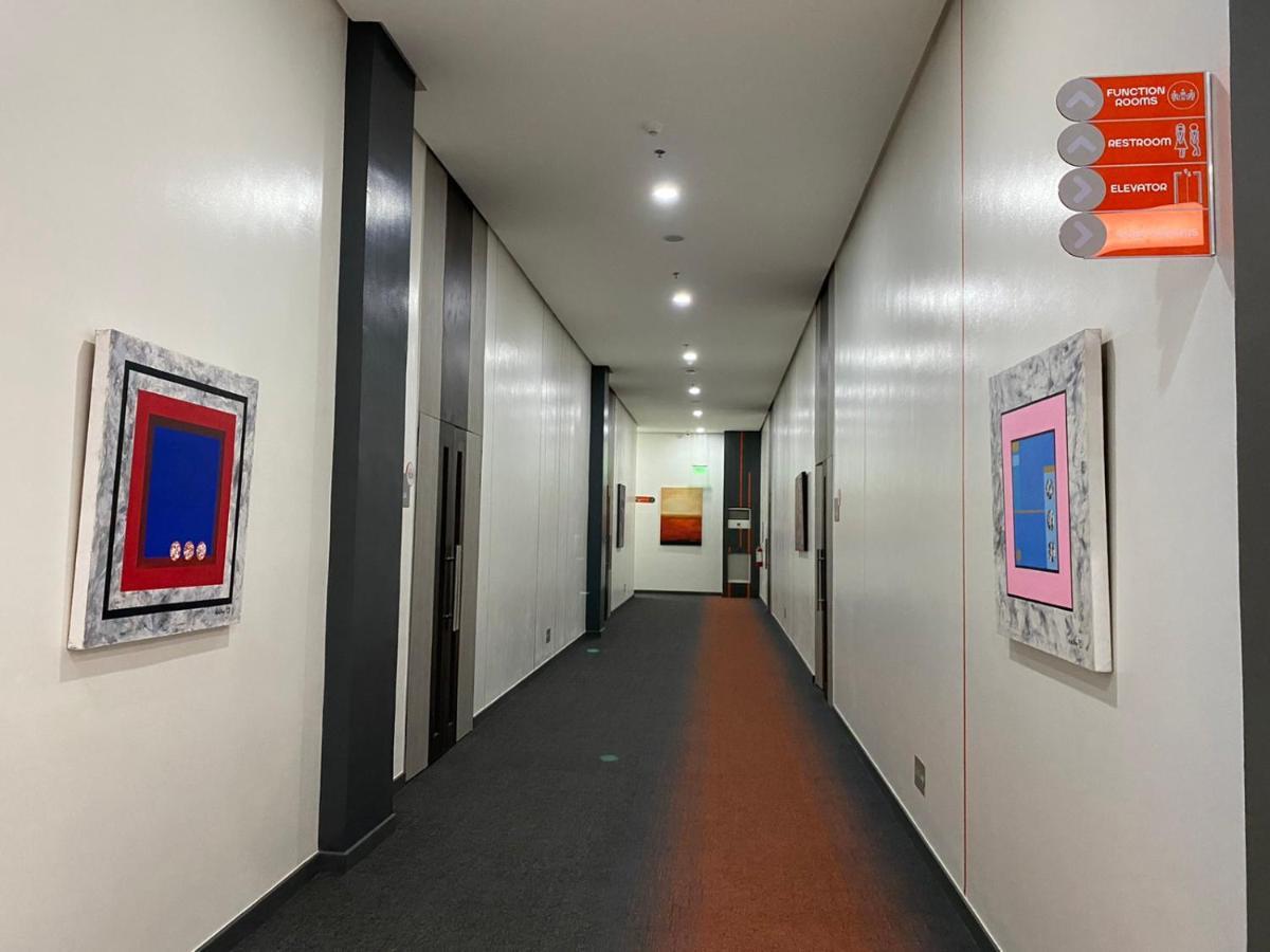 Go Hotels Plus Tuguegarao Екстериор снимка